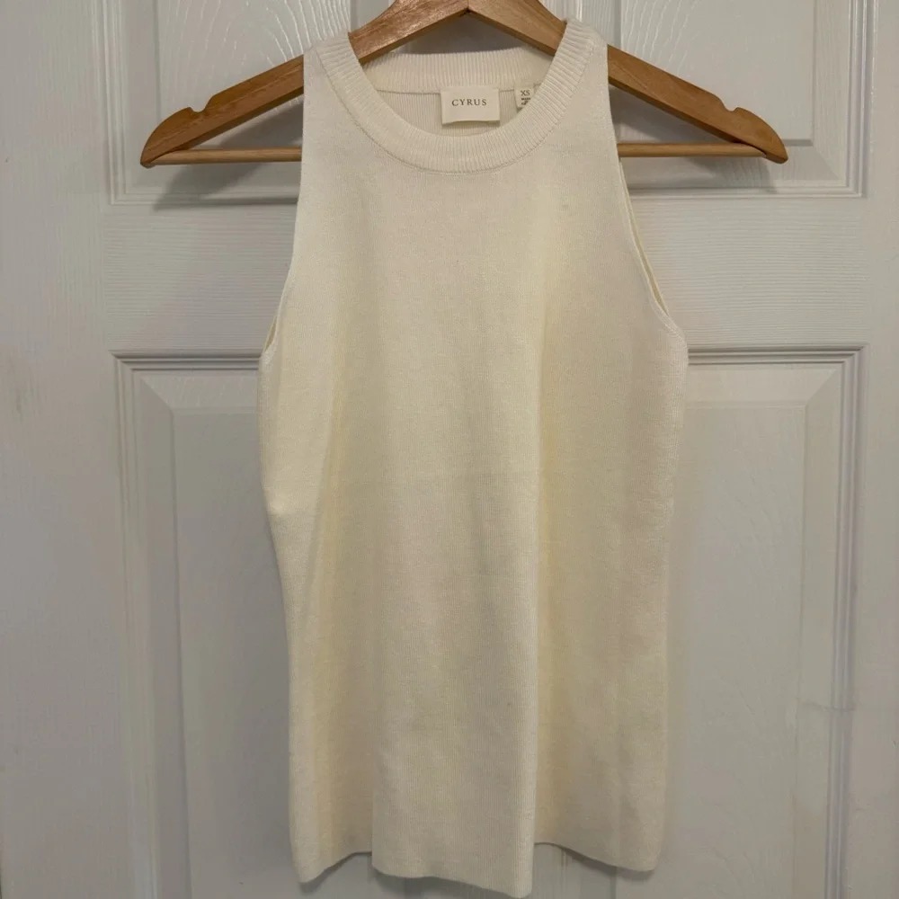 NWOT Cyrus High Neck Sleeveless Camisole Sweater - Picture 1 of 4